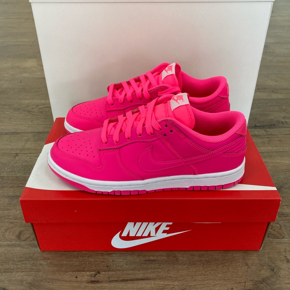 Nike dunk low hyper pink womens size 7